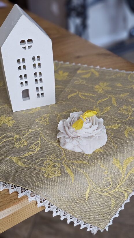 Galda salvete ar mežģīni 0,34 x 0,40