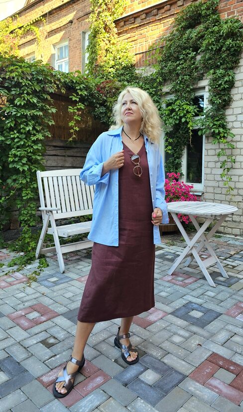 Oversize krekls sievietei gaiši zils, izmērs 38-40