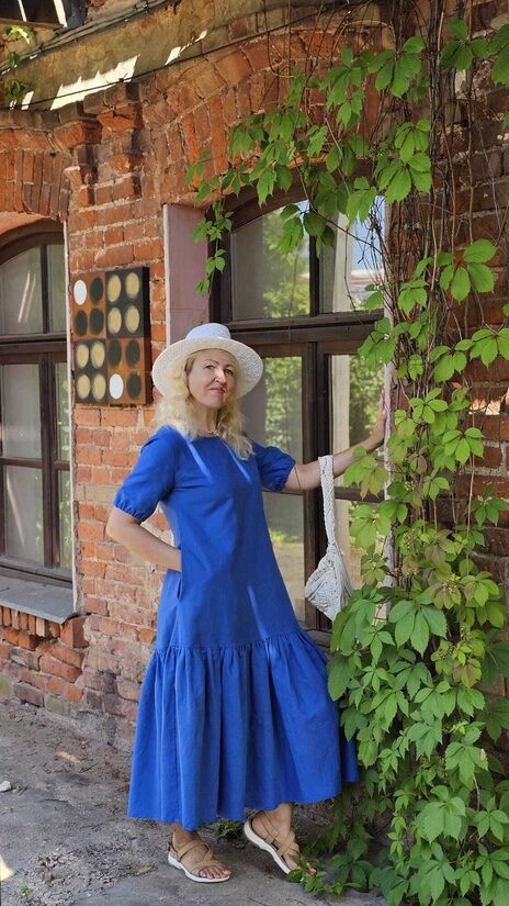 Lina kleita rudzupuķu zila