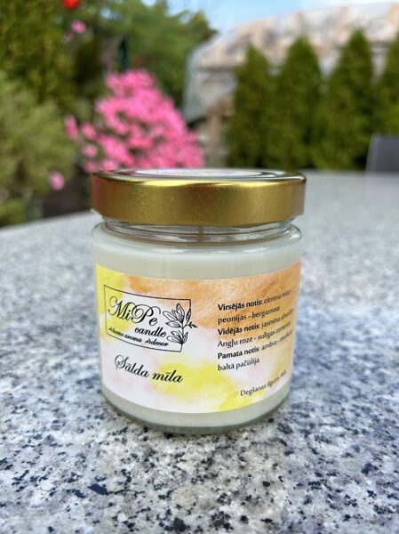 Sojas vaska svece "Saldā mīla" 400 ml